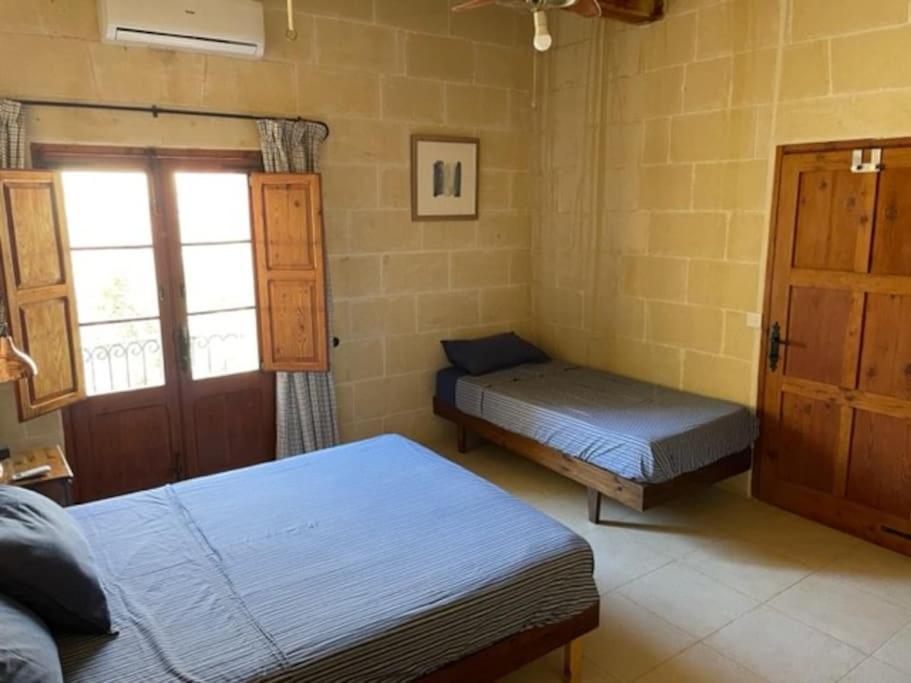 Dar Dragun: Luxury 3br Bright Spacious House & Pool Villa