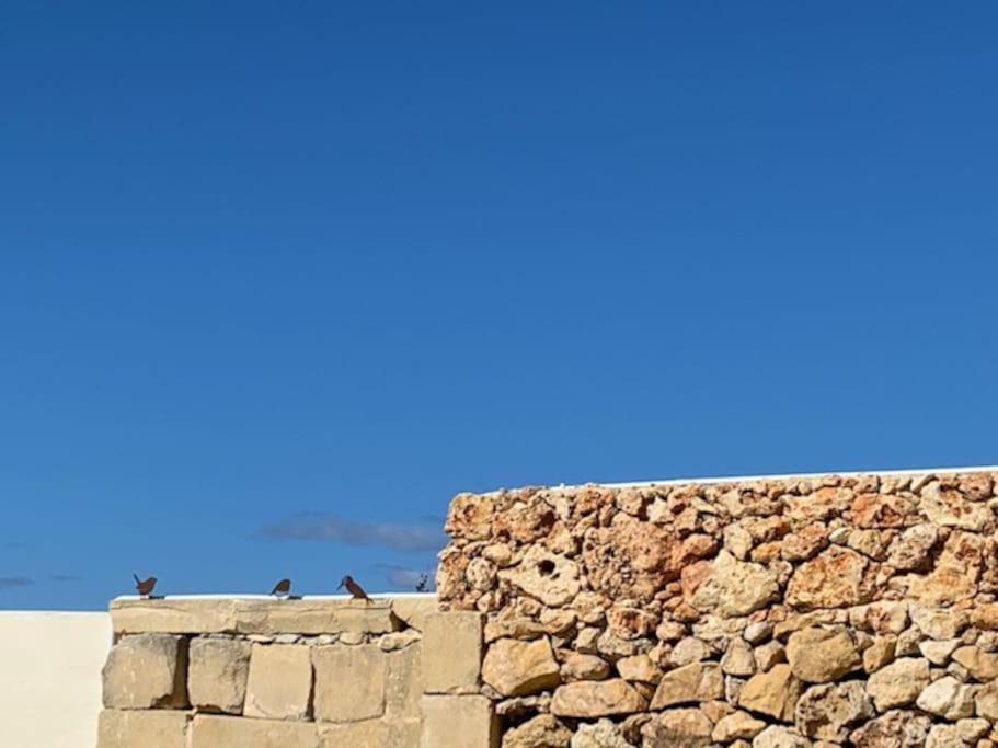 Villa Dar Dragun: Luxury 3br Bright Spacious House & Pool *